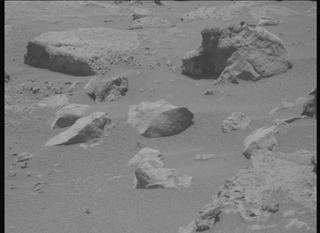 View image taken on Mars, Mars Perseverance Sol 963: Right Mastcam-Z Camera