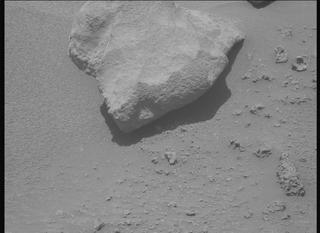 View image taken on Mars, Mars Perseverance Sol 963: Right Mastcam-Z Camera
