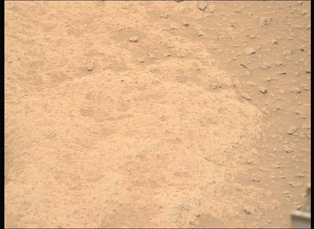 This image was taken by MCZ_RIGHT onboard NASA's Mars rover Perseverance on Sol 963