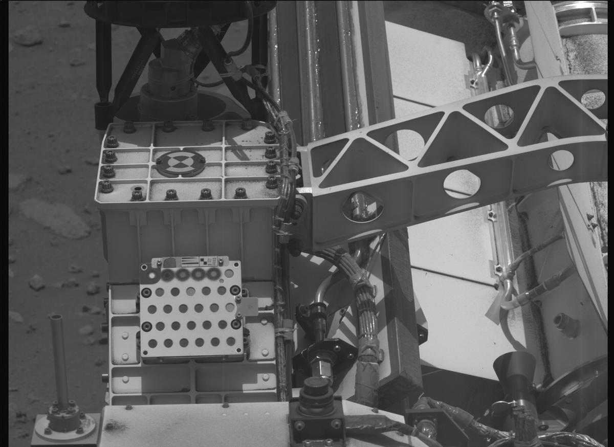 This image was taken by MCZ_RIGHT onboard NASA's Mars rover Perseverance on Sol 965