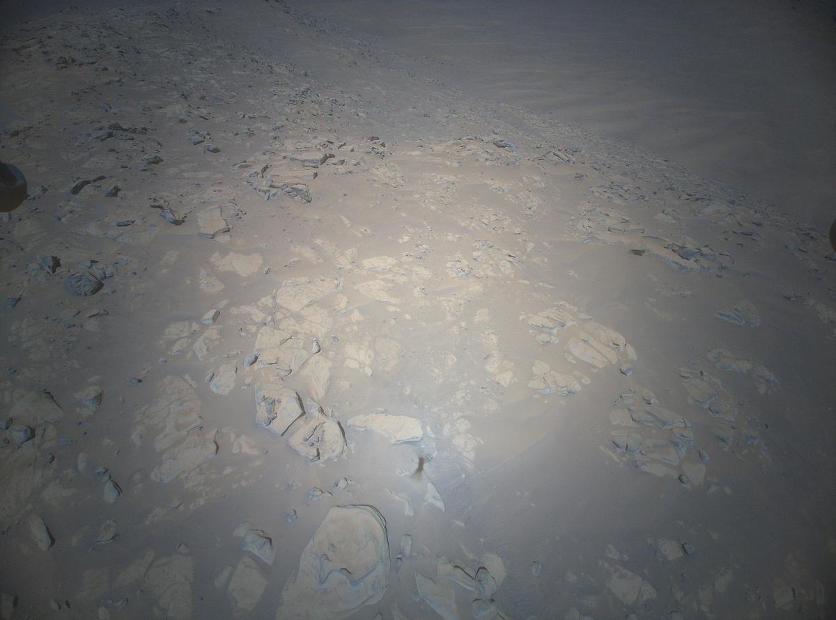 This image was taken by HELI_RTE onboard NASA's Mars rover Perseverance on Sol 990