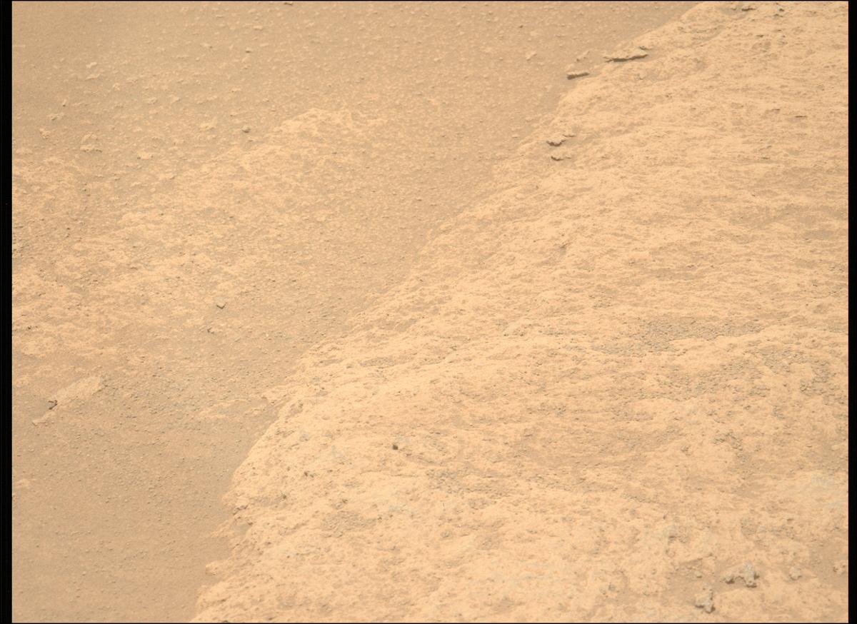 This image was taken by MCZ_LEFT onboard NASA's Mars rover Perseverance on Sol 993