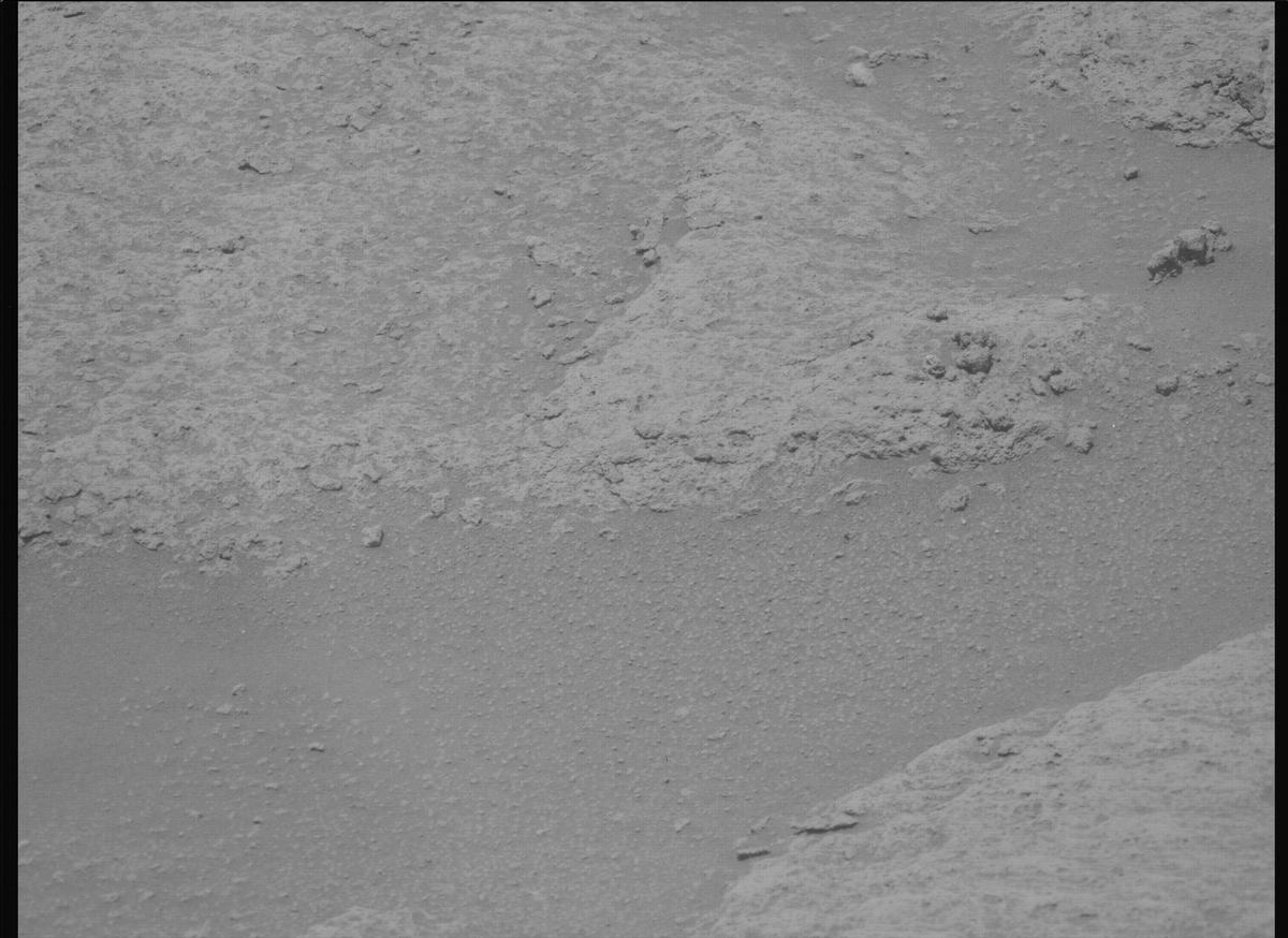 This image was taken by MCZ_LEFT onboard NASA's Mars rover Perseverance on Sol 993