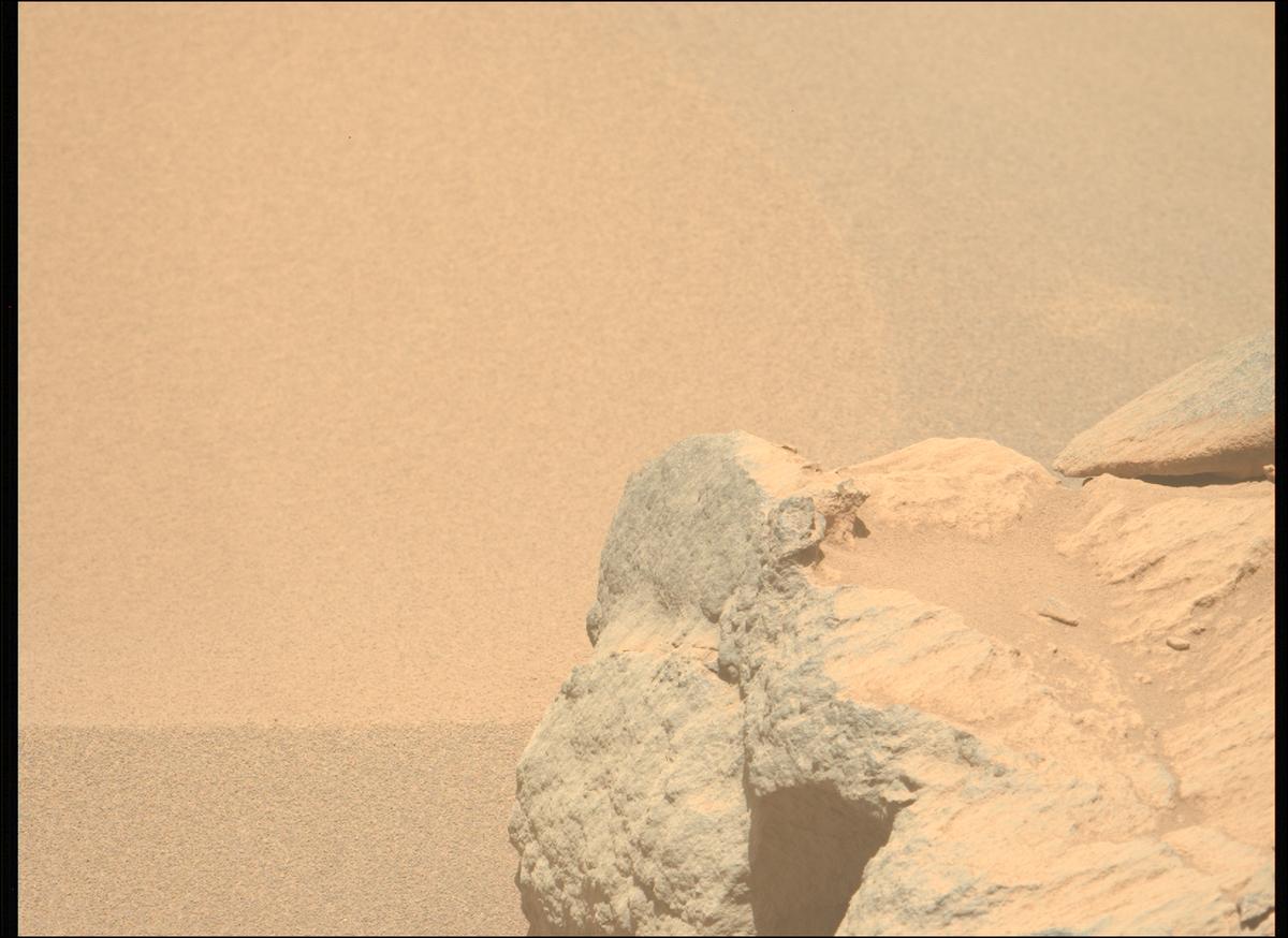 This image was taken by MCZ_LEFT onboard NASA's Mars rover Perseverance on Sol 993