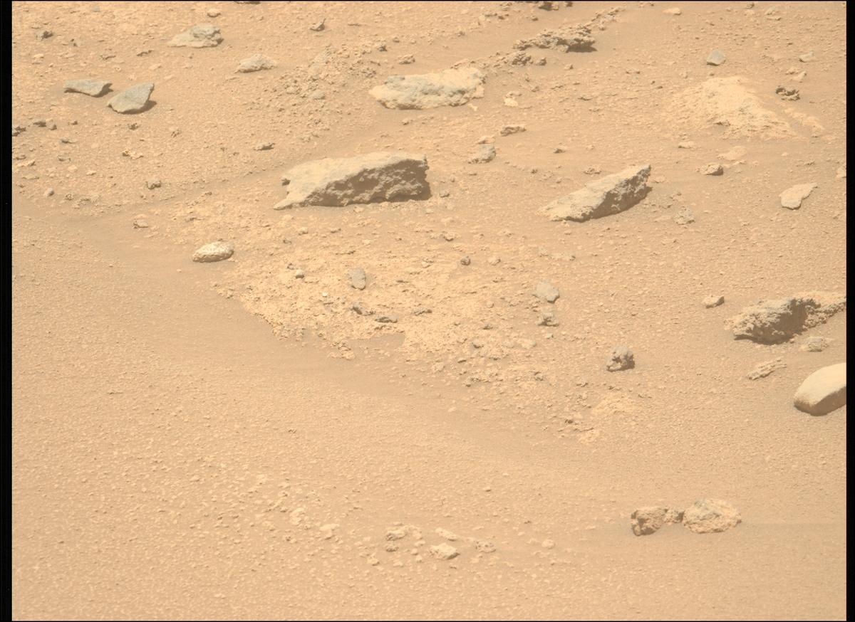 This image was taken by MCZ_LEFT onboard NASA's Mars rover Perseverance on Sol 993