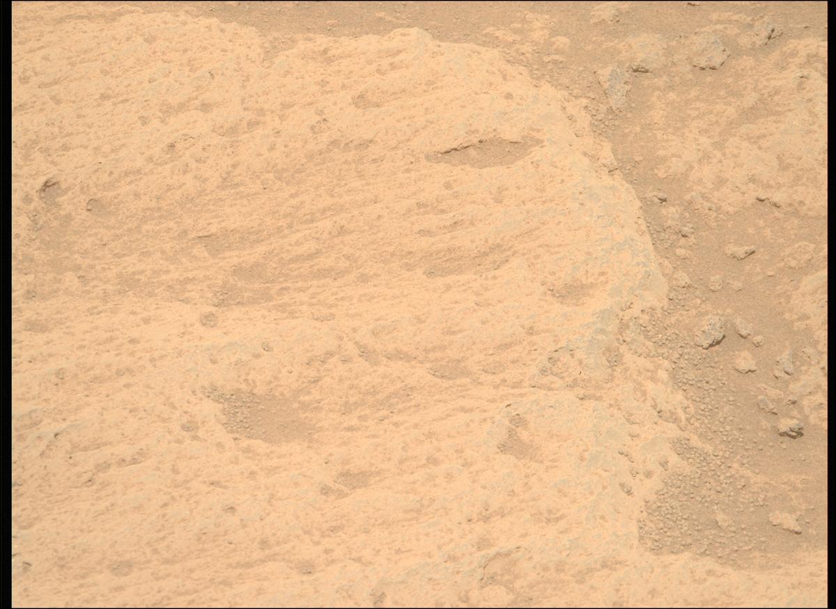 This image was taken by MCZ_RIGHT onboard NASA's Mars rover Perseverance on Sol 993