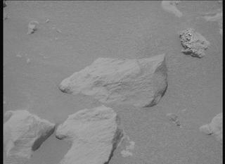 View image taken on Mars, Mars Perseverance Sol 993: Right Mastcam-Z Camera