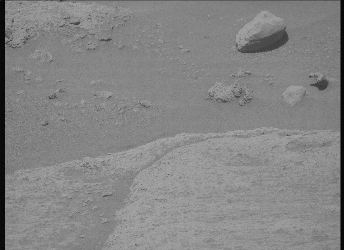 This image was taken by MCZ_RIGHT onboard NASA's Mars rover Perseverance on Sol 993