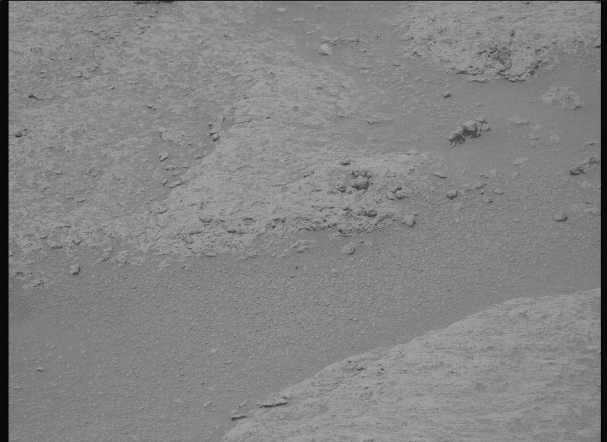This image was taken by MCZ_RIGHT onboard NASA's Mars rover Perseverance on Sol 993