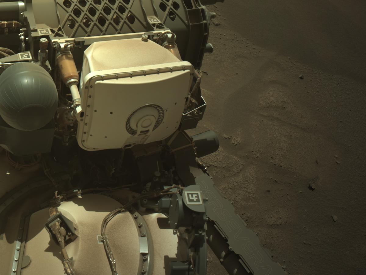 This image was taken by NAVCAM_LEFT onboard NASA's Mars rover Perseverance on Sol 994