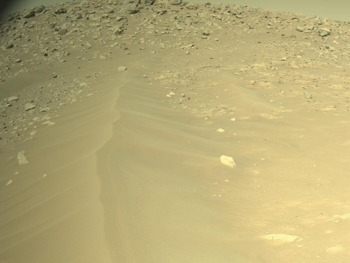 This image was taken by NAVCAM_RIGHT onboard NASA's Mars rover Perseverance on Sol 994