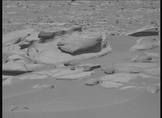 View image taken on Mars, Mars Perseverance Sol 994: Right Mastcam-Z Camera