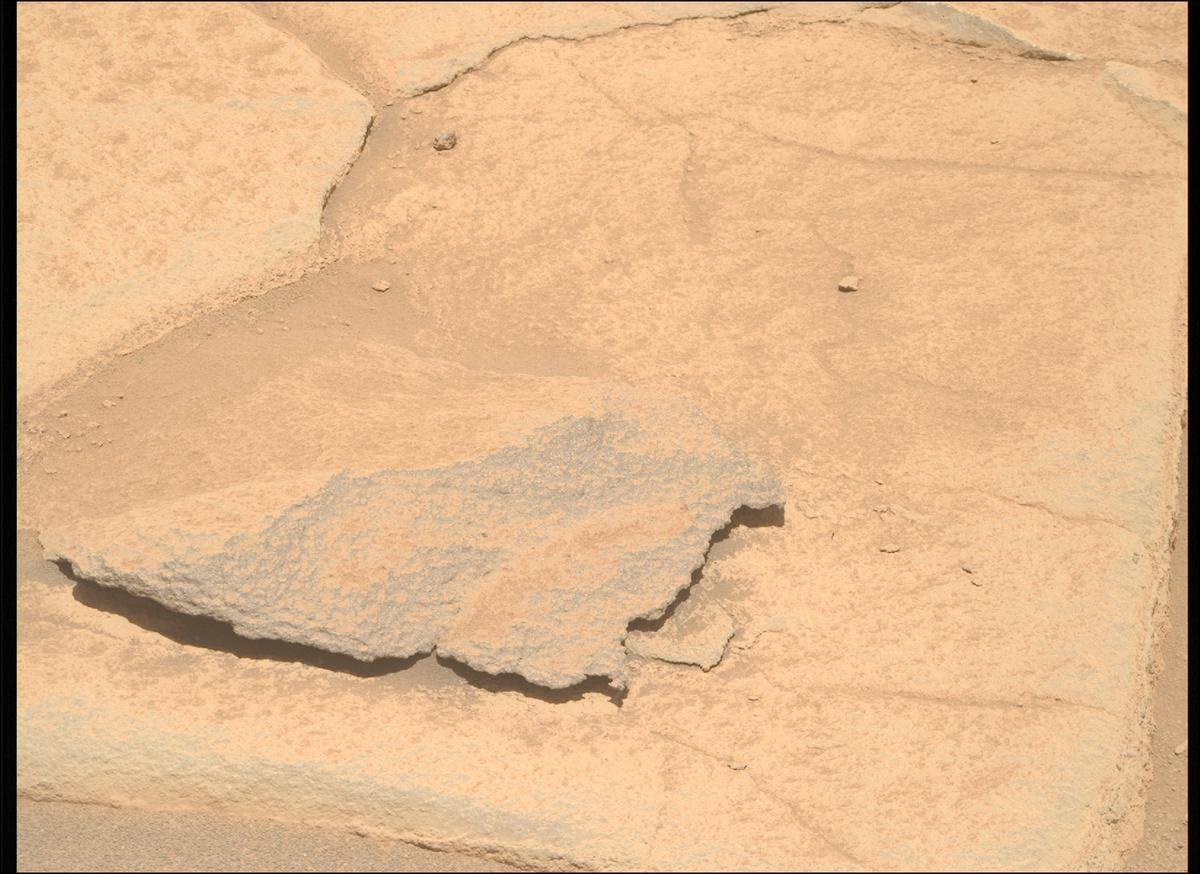 This image was taken by MCZ_RIGHT onboard NASA's Mars rover Perseverance on Sol 994