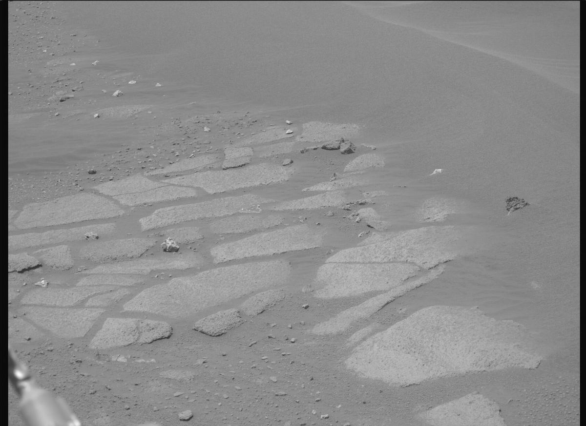 This image was taken by MCZ_RIGHT onboard NASA's Mars rover Perseverance on Sol 996