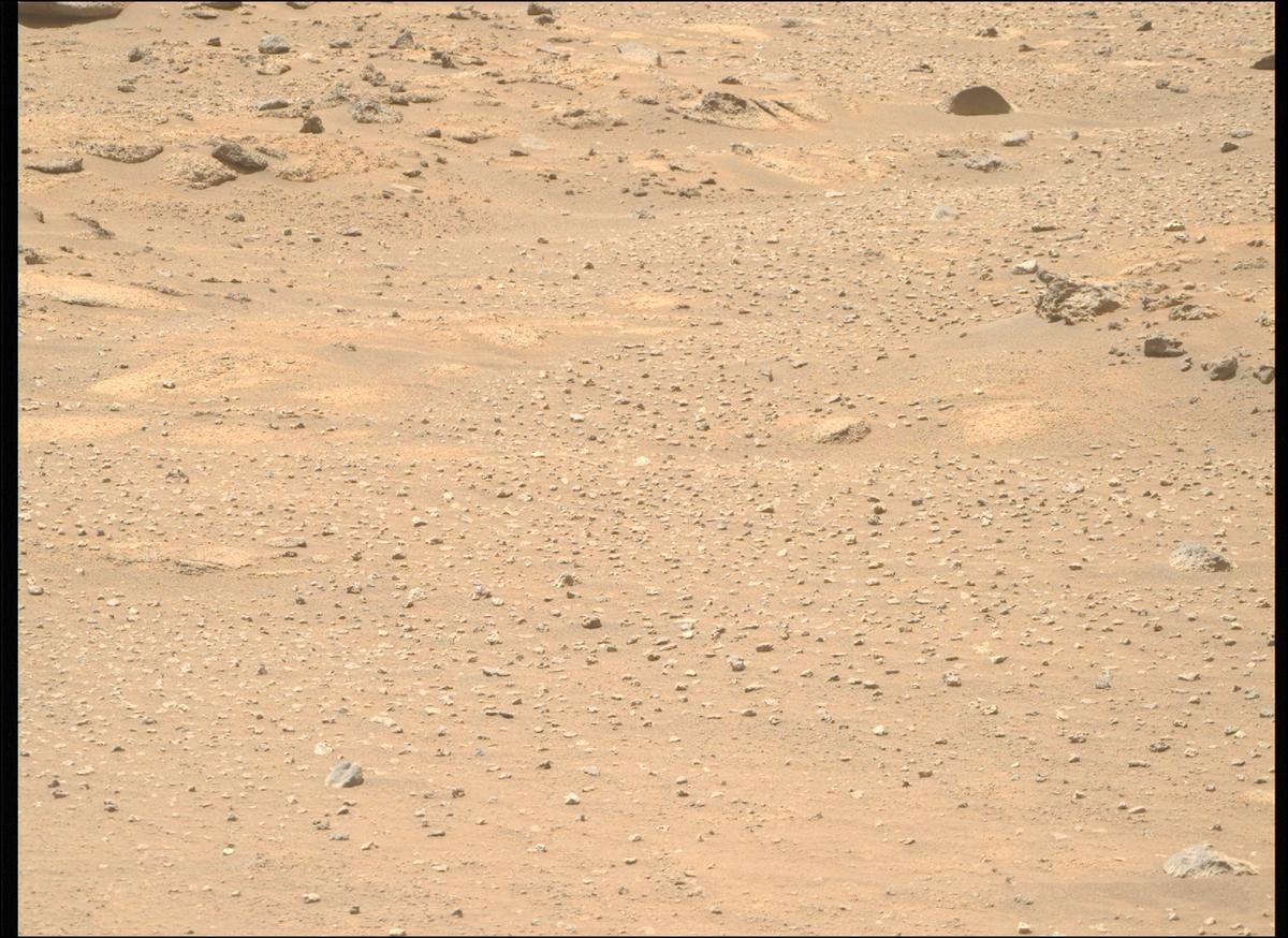 This image was taken by MCZ_RIGHT onboard NASA's Mars rover Perseverance on Sol 997