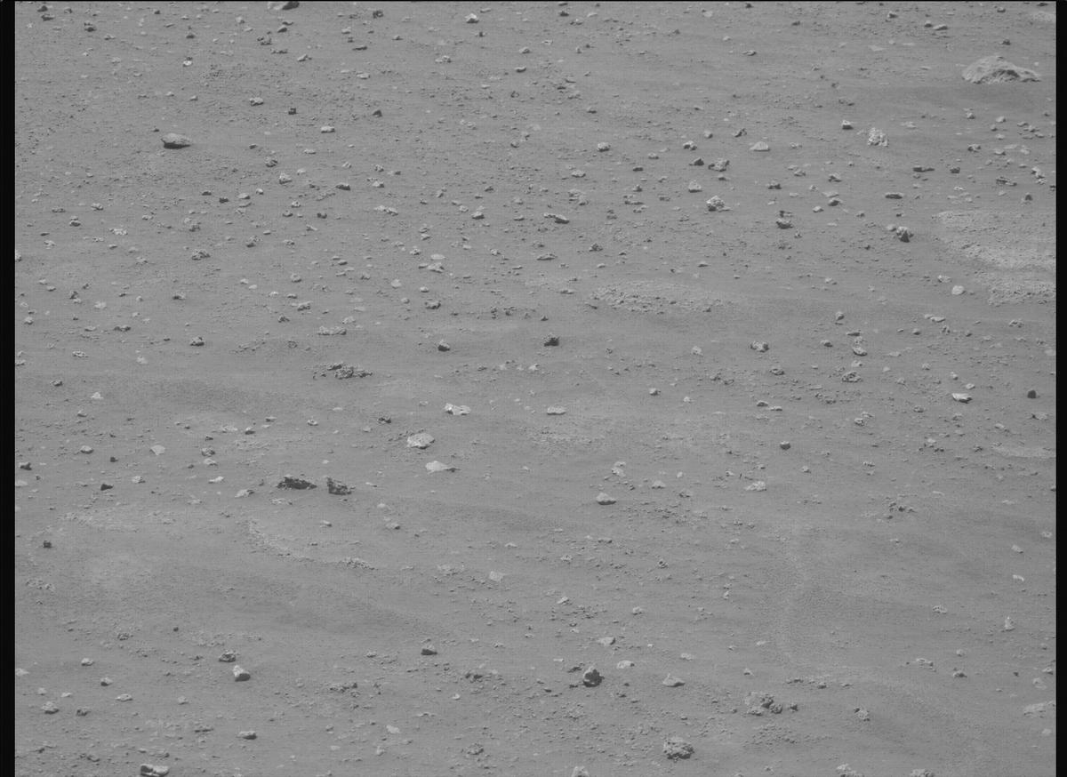 This image was taken by MCZ_RIGHT onboard NASA's Mars rover Perseverance on Sol 997