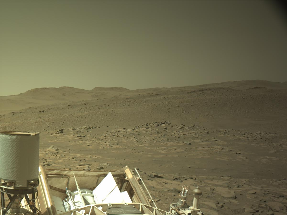 This image was taken by NAVCAM_LEFT onboard NASA's Mars rover Perseverance on Sol 998