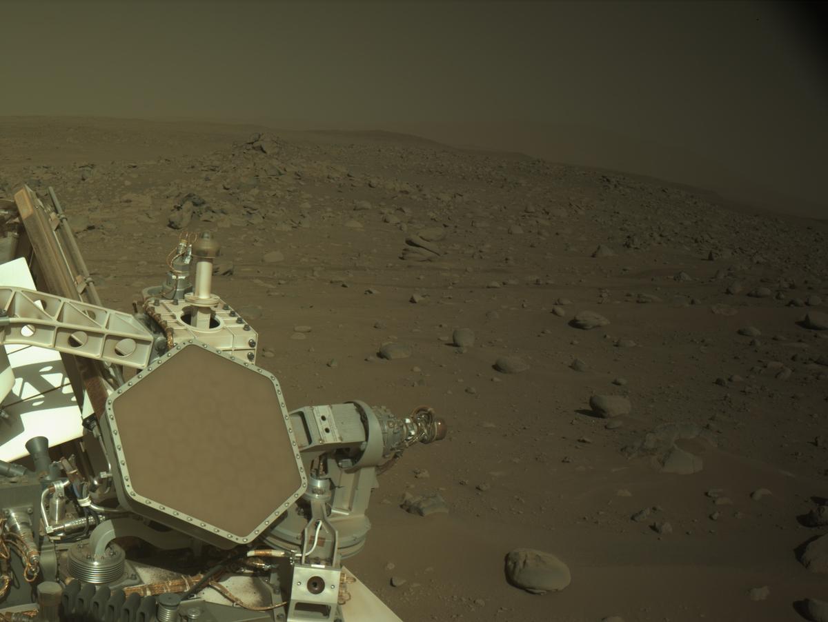 This image was taken by NAVCAM_RIGHT onboard NASA's Mars rover Perseverance on Sol 999