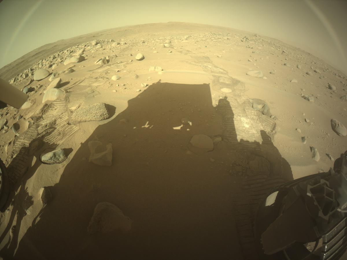 This image was taken by REAR_HAZCAM_RIGHT onboard NASA's Mars rover Perseverance on Sol 999