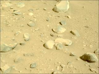 View image taken on Mars, Mars Perseverance Sol 1000: Left Navigation Camera (Navcam)