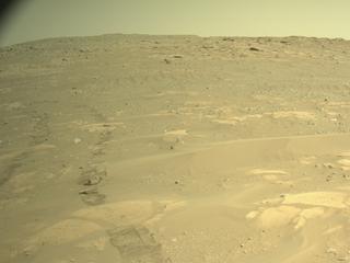 View image taken on Mars, Mars Perseverance Sol 1002: Right Navigation Camera (Navcam)