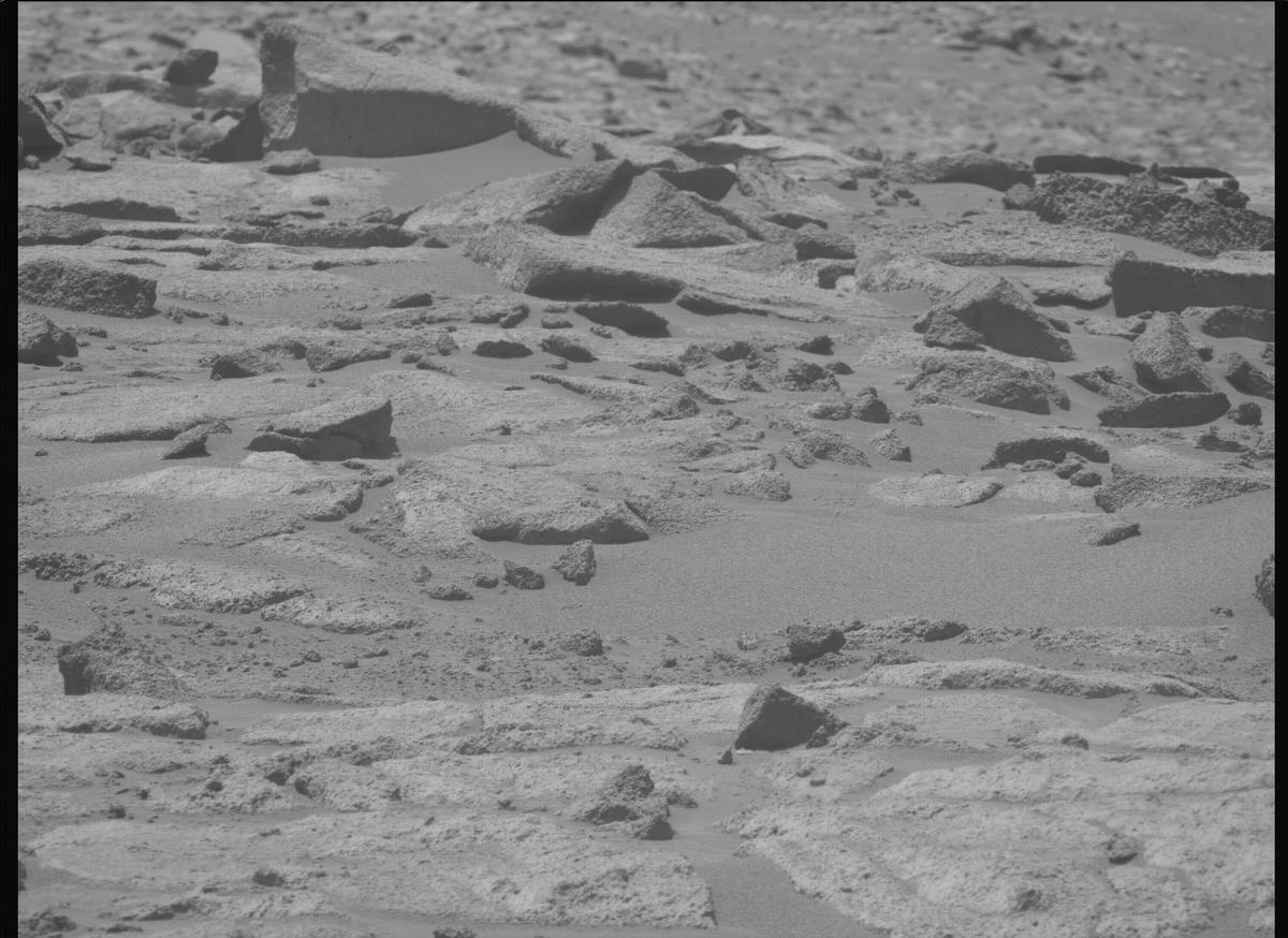 This image was taken by MCZ_LEFT onboard NASA's Mars rover Perseverance on Sol 1003