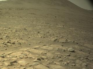 View image taken on Mars, Mars Perseverance Sol 1007: Right Navigation Camera (Navcam)