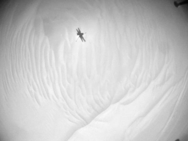 This image was taken by HELI_NAV onboard NASA's Mars rover Perseverance on Sol 1009