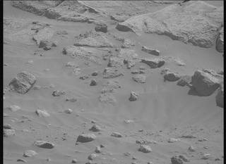 View image taken on Mars, Mars Perseverance Sol 1009: Right Mastcam-Z Camera