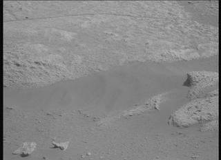 View image taken on Mars, Mars Perseverance Sol 1009: Right Mastcam-Z Camera
