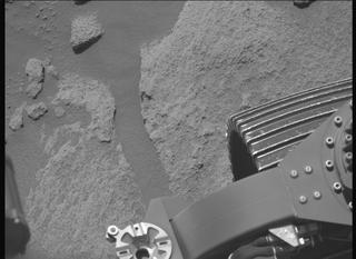 View image taken on Mars, Mars Perseverance Sol 1009: Right Mastcam-Z Camera