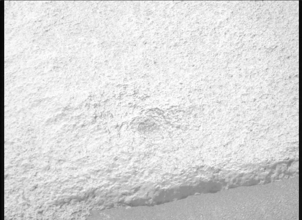 This image was taken by MCZ_RIGHT onboard NASA's Mars rover Perseverance on Sol 1029