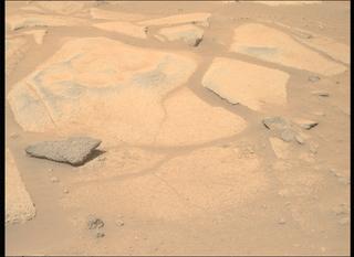 View image taken on Mars, Mars Perseverance Sol 1032: Right Mastcam-Z Camera