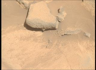 View image taken on Mars, Mars Perseverance Sol 1032: Right Mastcam-Z Camera