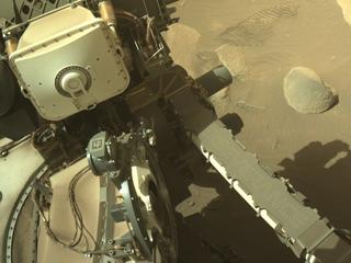 View image taken on Mars, Mars Perseverance Sol 1033: Right Navigation Camera (Navcam)