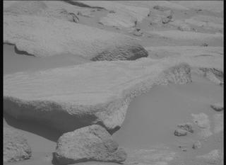 View image taken on Mars, Mars Perseverance Sol 1034: Right Mastcam-Z Camera