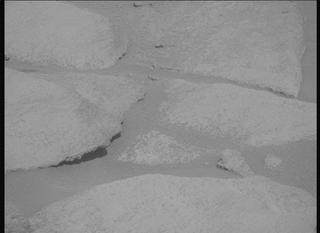 View image taken on Mars, Mars Perseverance Sol 1034: Right Mastcam-Z Camera