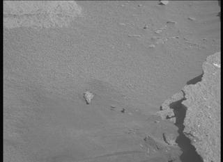 View image taken on Mars, Mars Perseverance Sol 1034: Right Mastcam-Z Camera