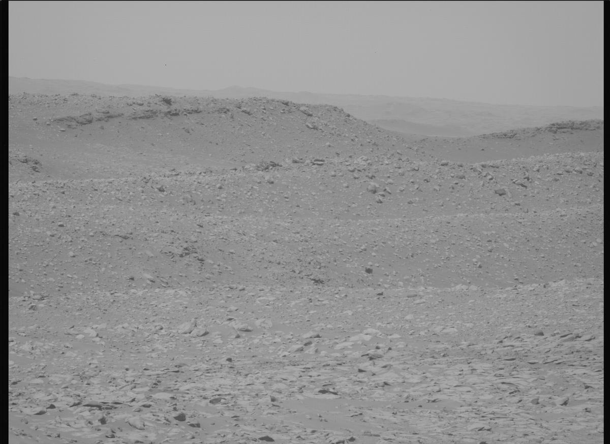This image was taken by MCZ_LEFT onboard NASA's Mars rover Perseverance on Sol 1035