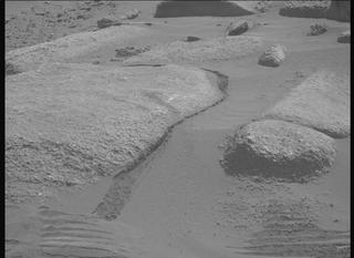 View image taken on Mars, Mars Perseverance Sol 1035: Right Mastcam-Z Camera