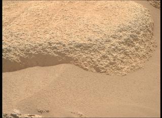 View image taken on Mars, Mars Perseverance Sol 1035: Right Mastcam-Z Camera