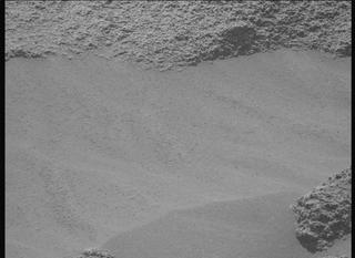 View image taken on Mars, Mars Perseverance Sol 1035: Right Mastcam-Z Camera