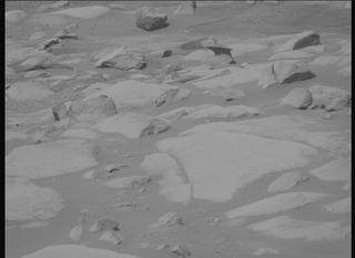 View image taken on Mars, Mars Perseverance Sol 1035: Right Mastcam-Z Camera