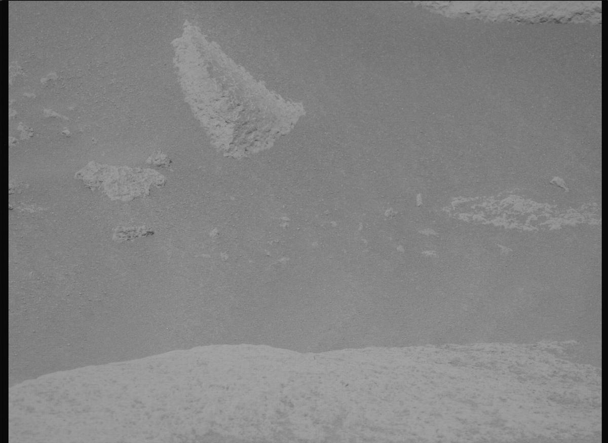 This image was taken by MCZ_LEFT onboard NASA's Mars rover Perseverance on Sol 1037