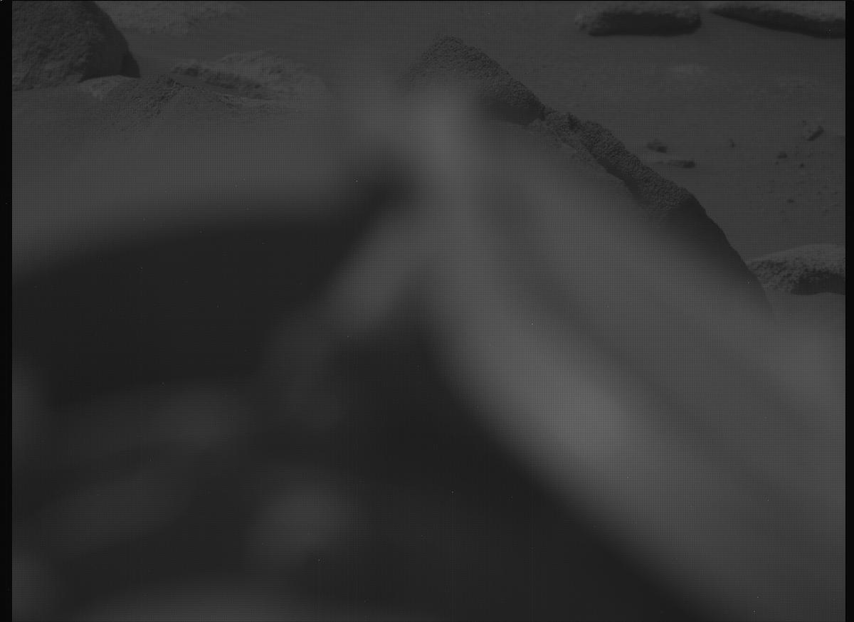 This image was taken by MCZ_LEFT onboard NASA's Mars rover Perseverance on Sol 1039