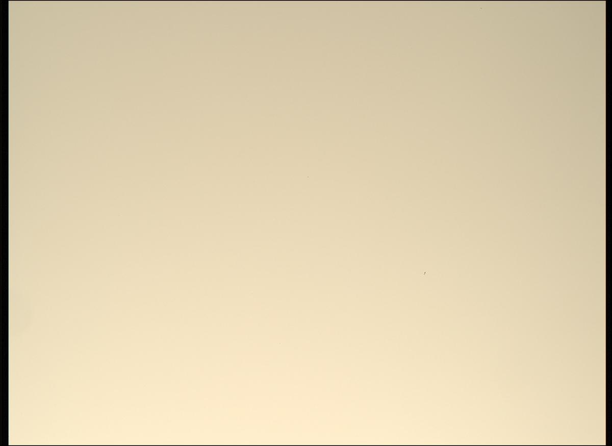 This image was taken by MCZ_RIGHT onboard NASA's Mars rover Perseverance on Sol 1039