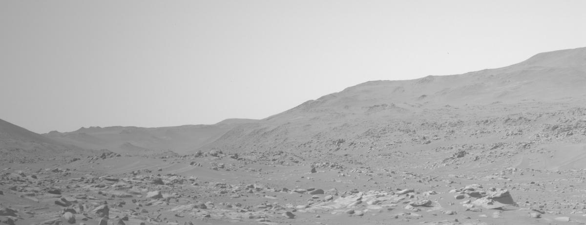 This image was taken by NAVCAM_RIGHT onboard NASA's Mars rover Perseverance on Sol 1040
