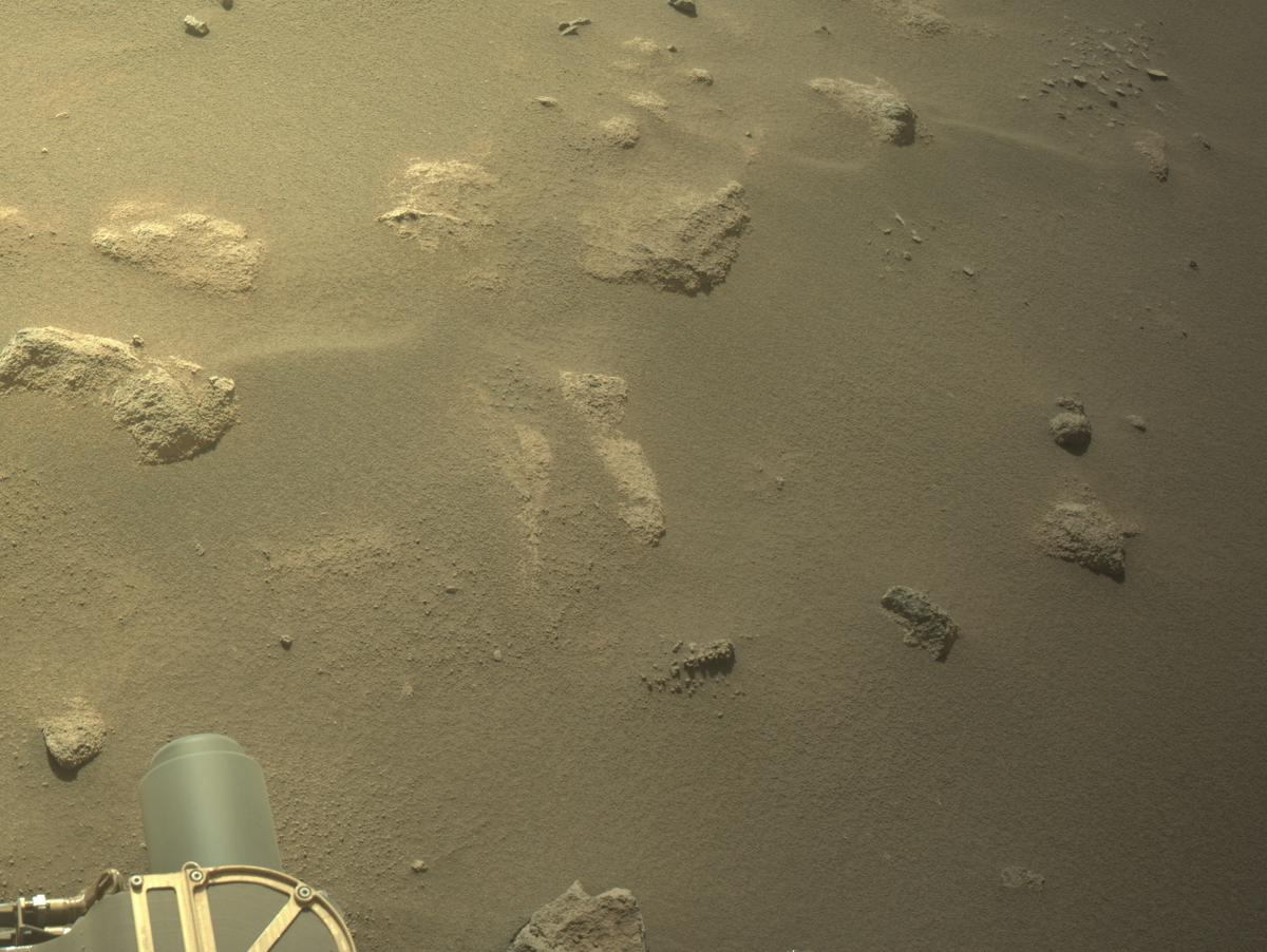 This image was taken by NAVCAM_LEFT onboard NASA's Mars rover Perseverance on Sol 1041
