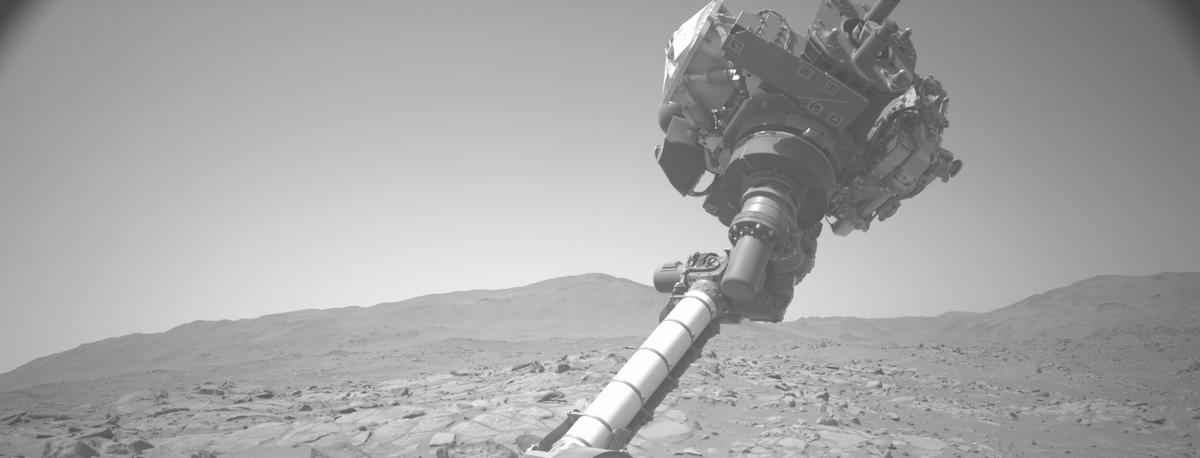 This image was taken by NAVCAM_RIGHT onboard NASA's Mars rover Perseverance on Sol 1041