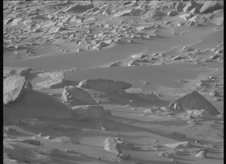 View image taken on Mars, Mars Perseverance Sol 1041: Right Mastcam-Z Camera